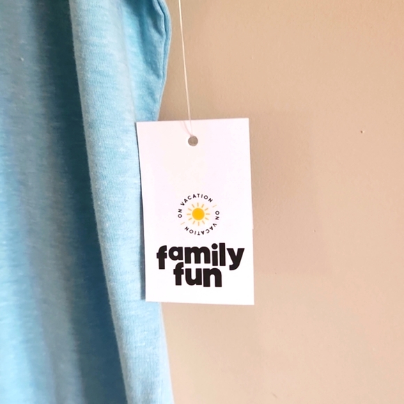 DISNEY MENS TSHIRT SIZE L NWT - Picture 4 of 5